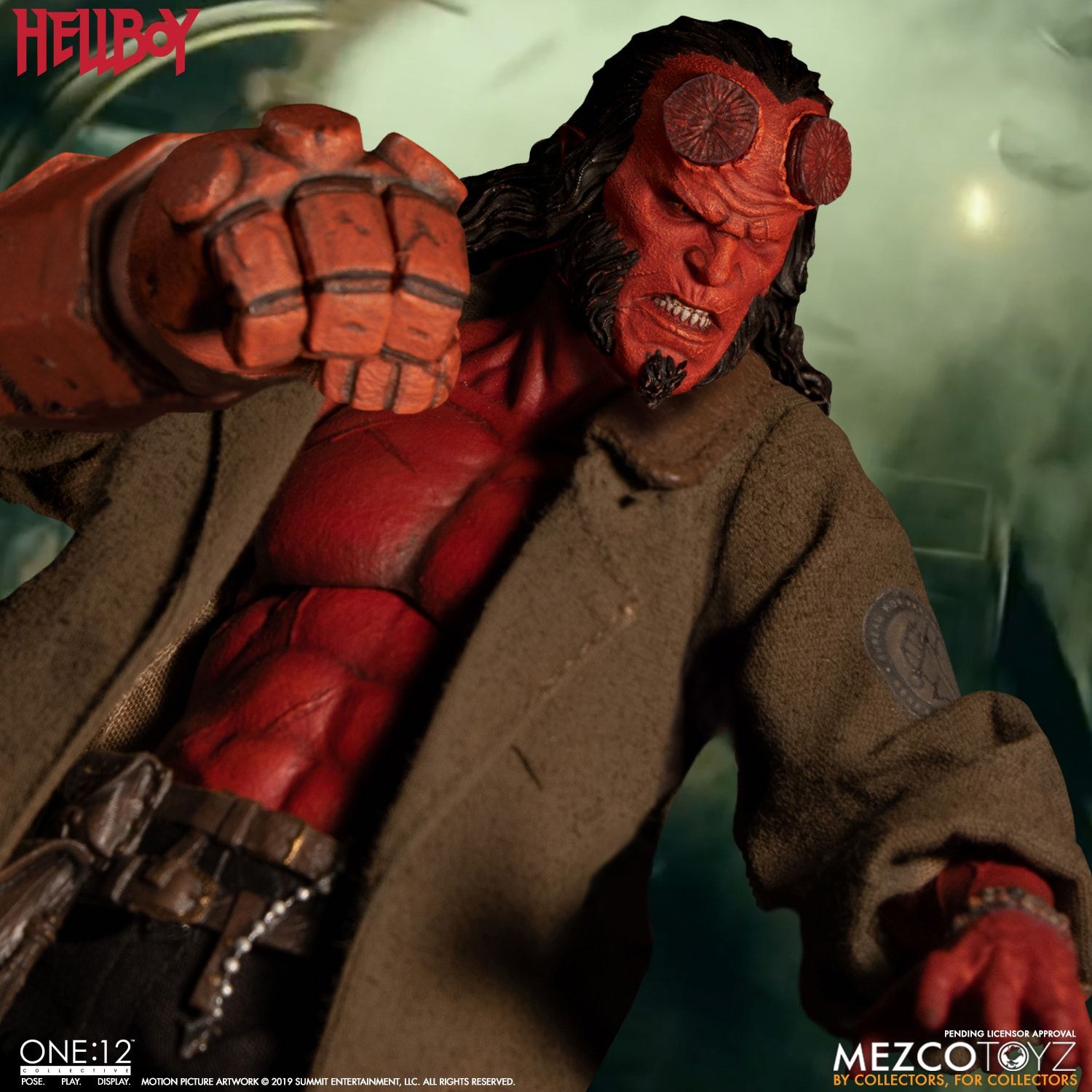 mezco hellboy 2