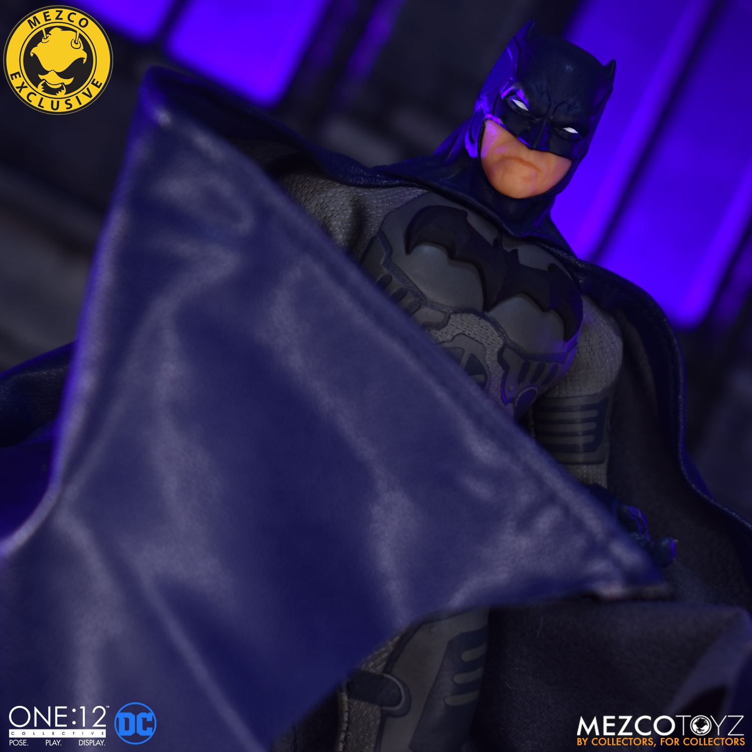 Supreme Knight Details about   Mezco Batman Darkest Dawn Edition