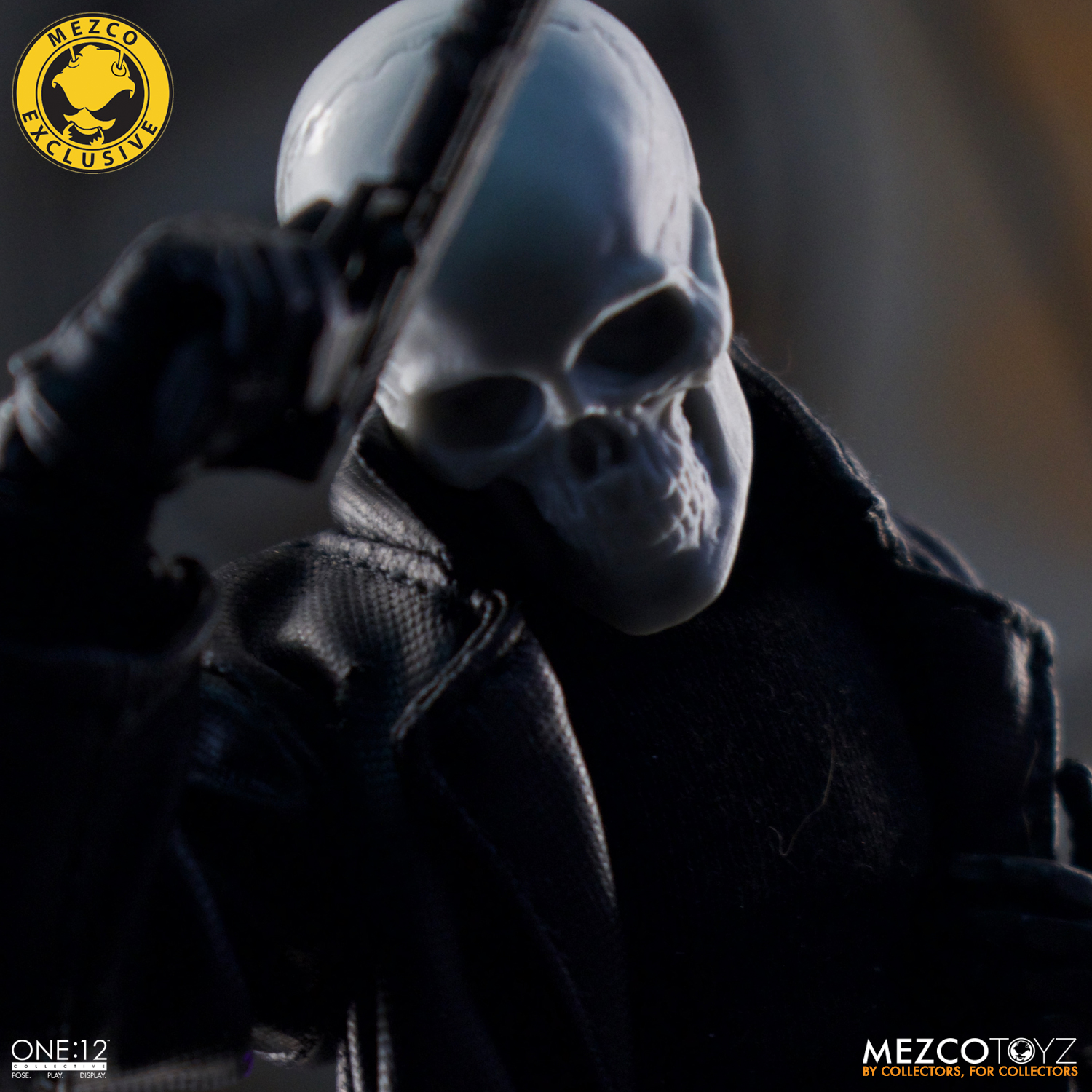 One:12 Collective Bag of Primer-Gray Skulls | Mezco Toyz