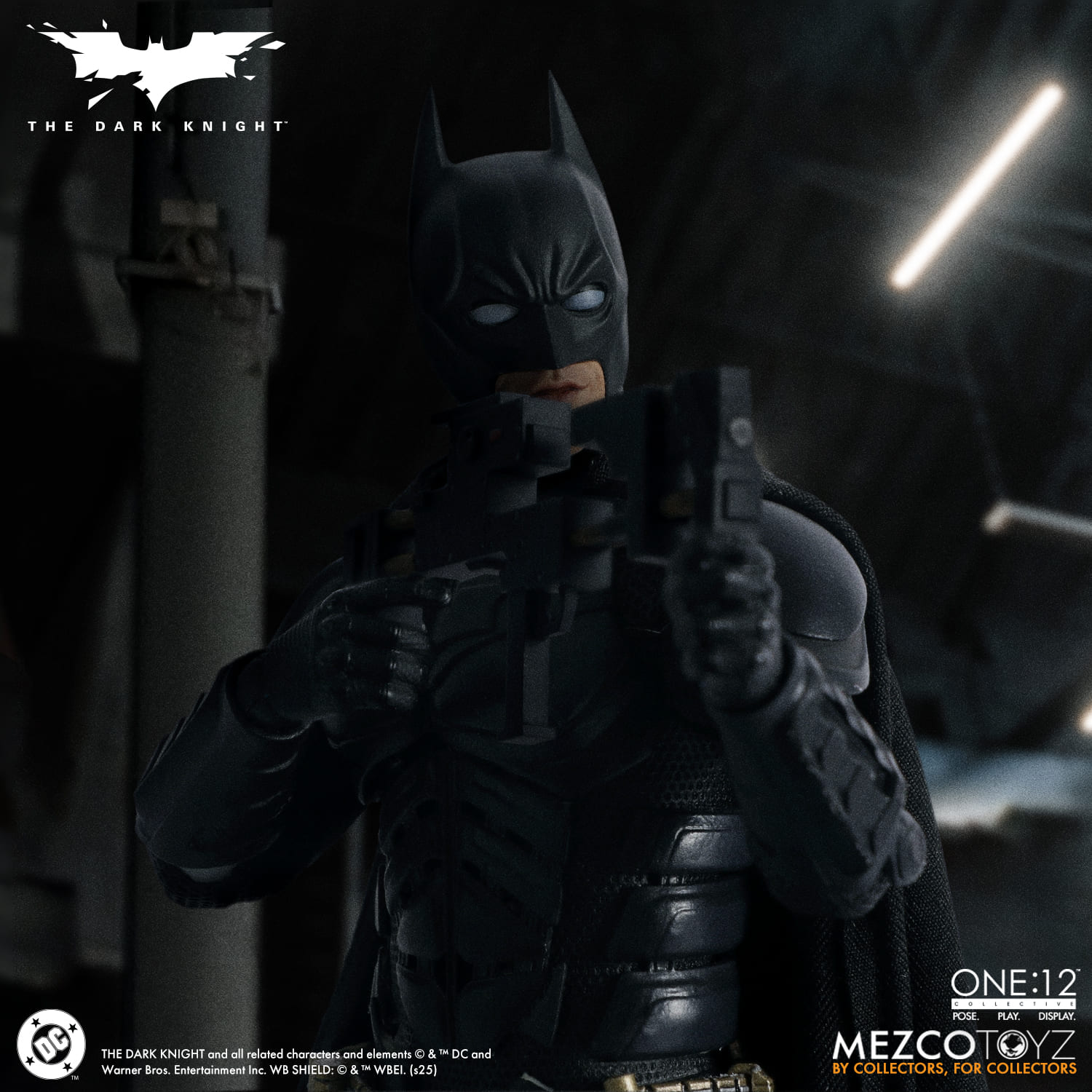 One:12 Collective The Dark Knight: Batman | Mezco Toyz