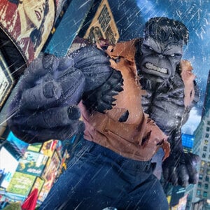 One:12 Collective Gray Hulk